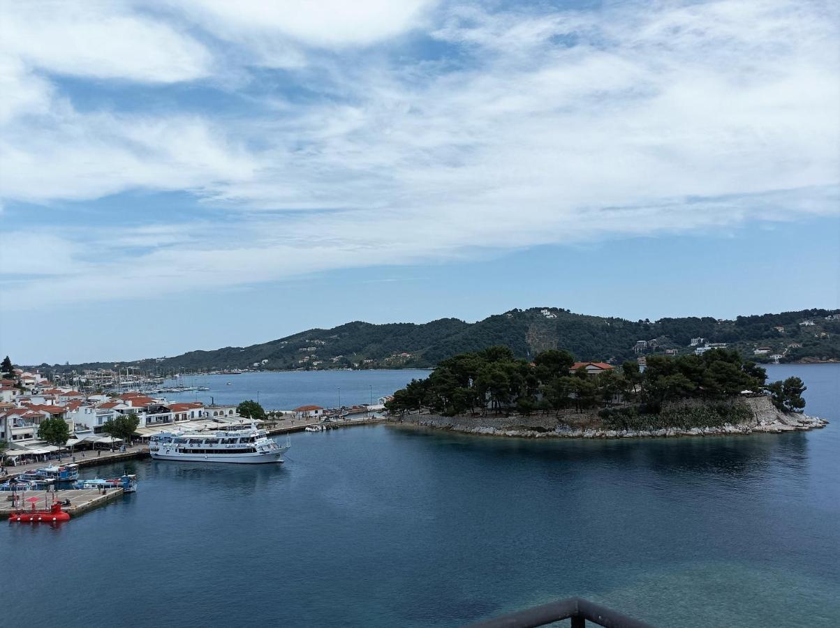 Argo Pension Skiathos Town Bagian luar foto