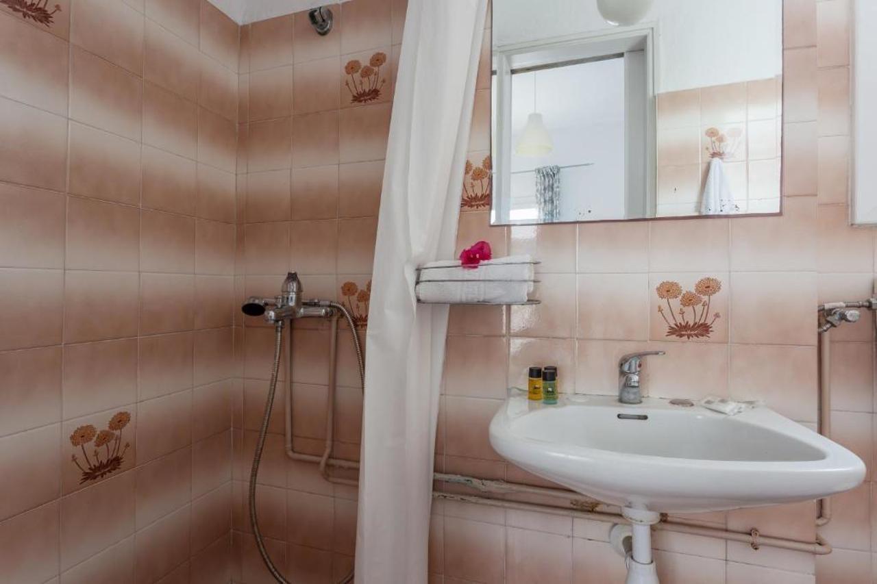 Argo Pension Skiathos Town Bagian luar foto