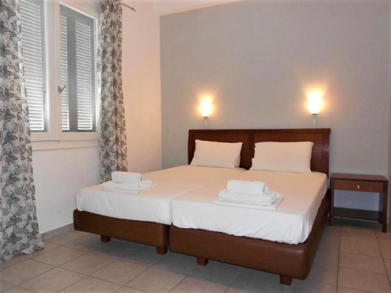 Argo Pension Skiathos Town Bagian luar foto